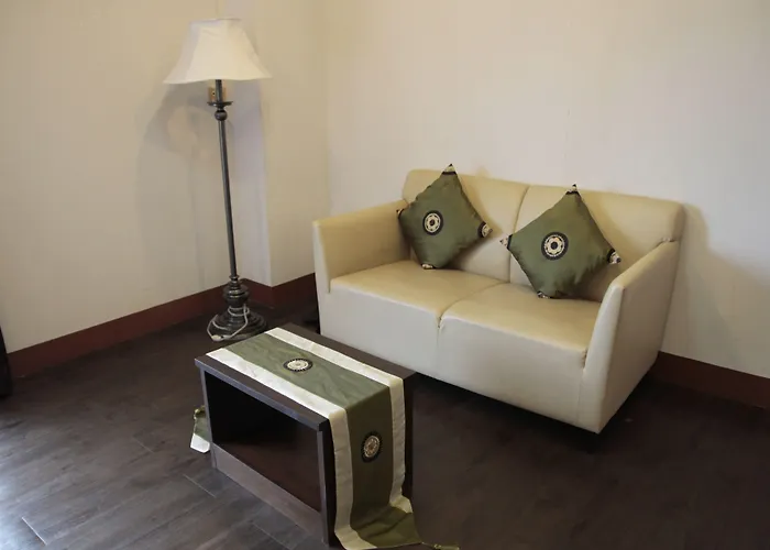 Grand Tara Garden Thai Hotel