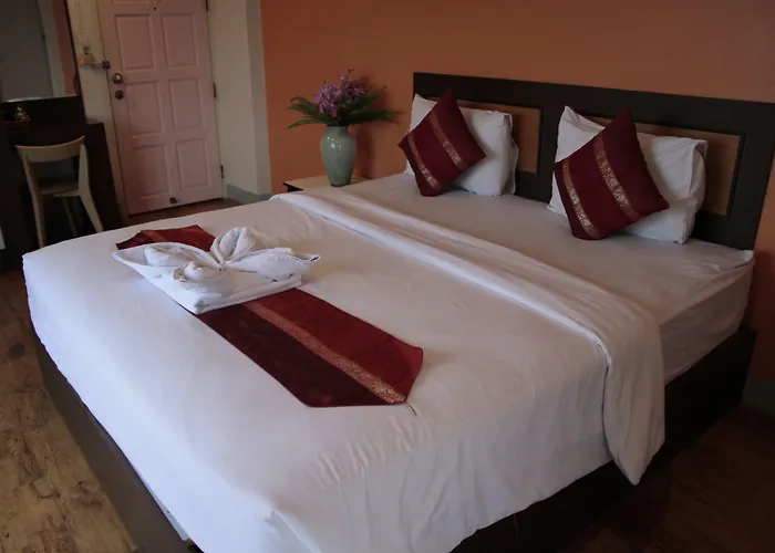Hotel Grand Tara Garden Thai