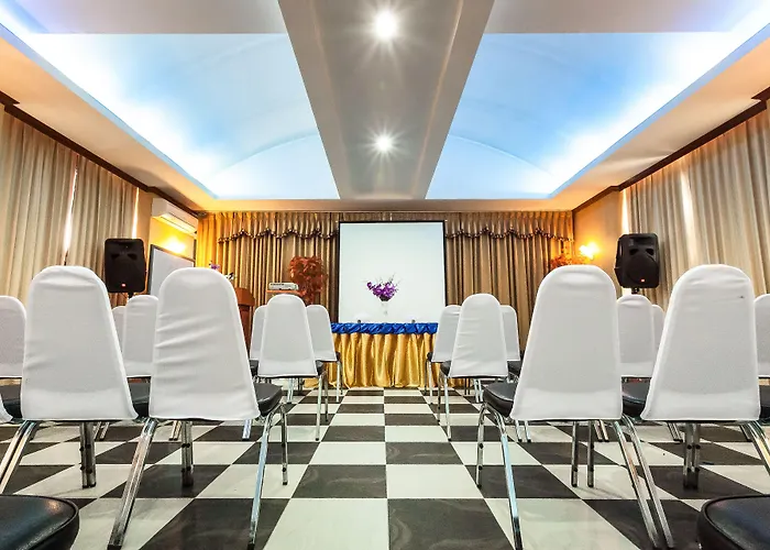 Hotel Grand Tara Garden Thai